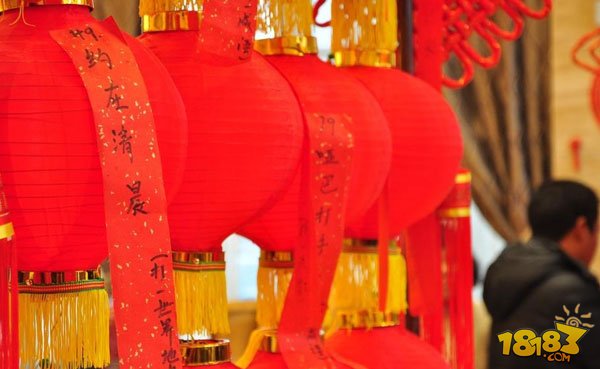 边看电视边答题 央视开发手游“疯狂猜灯谜”